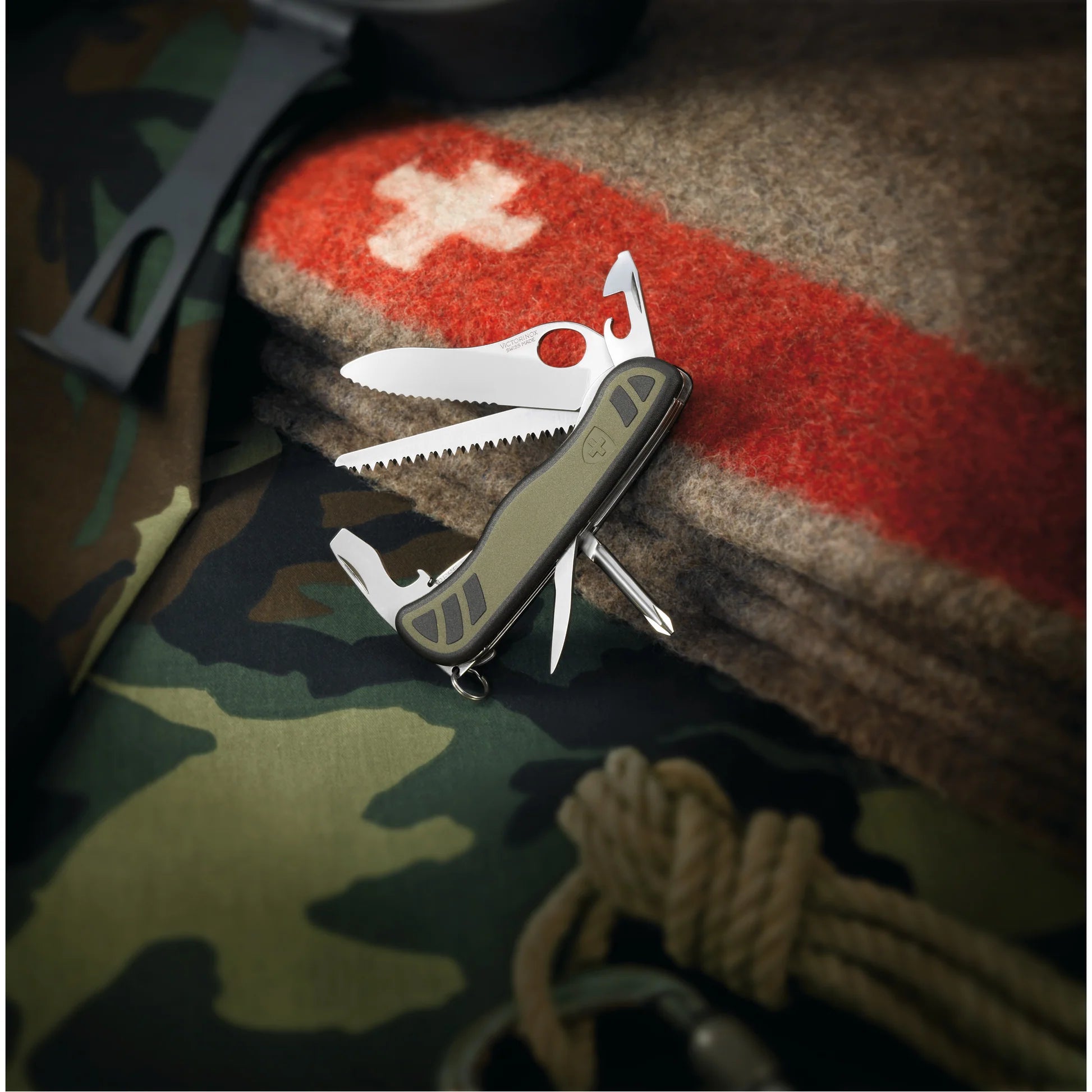 Victorinox Official Swiss Soldiers Knife