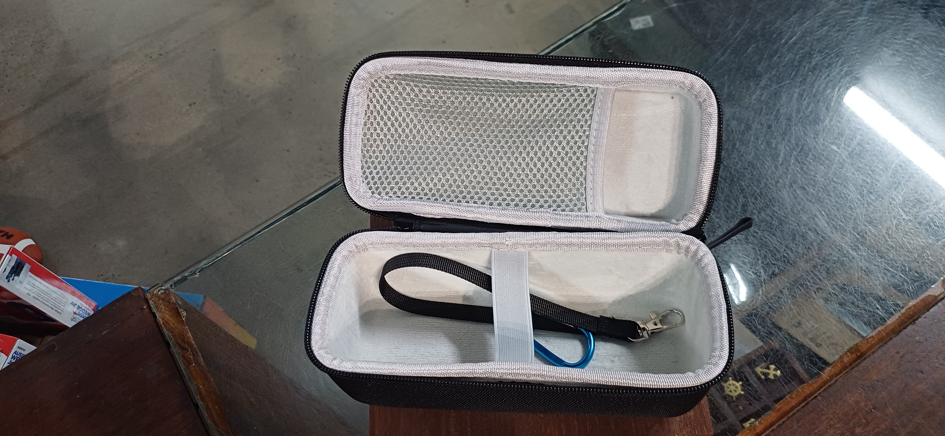 Emergency Solar Crank Radio Carry Case