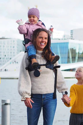 Minimeis G4 Shoulder Child Carrier With Roof
